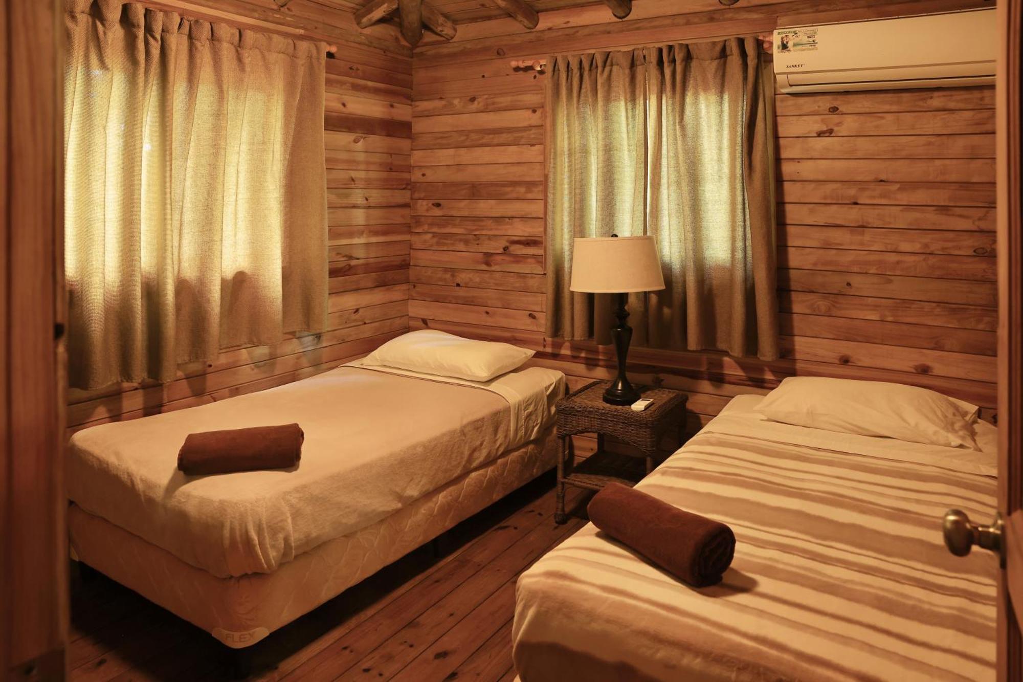 Hotel Oasis & Surf Camp Santa Catalina Kültér fotó