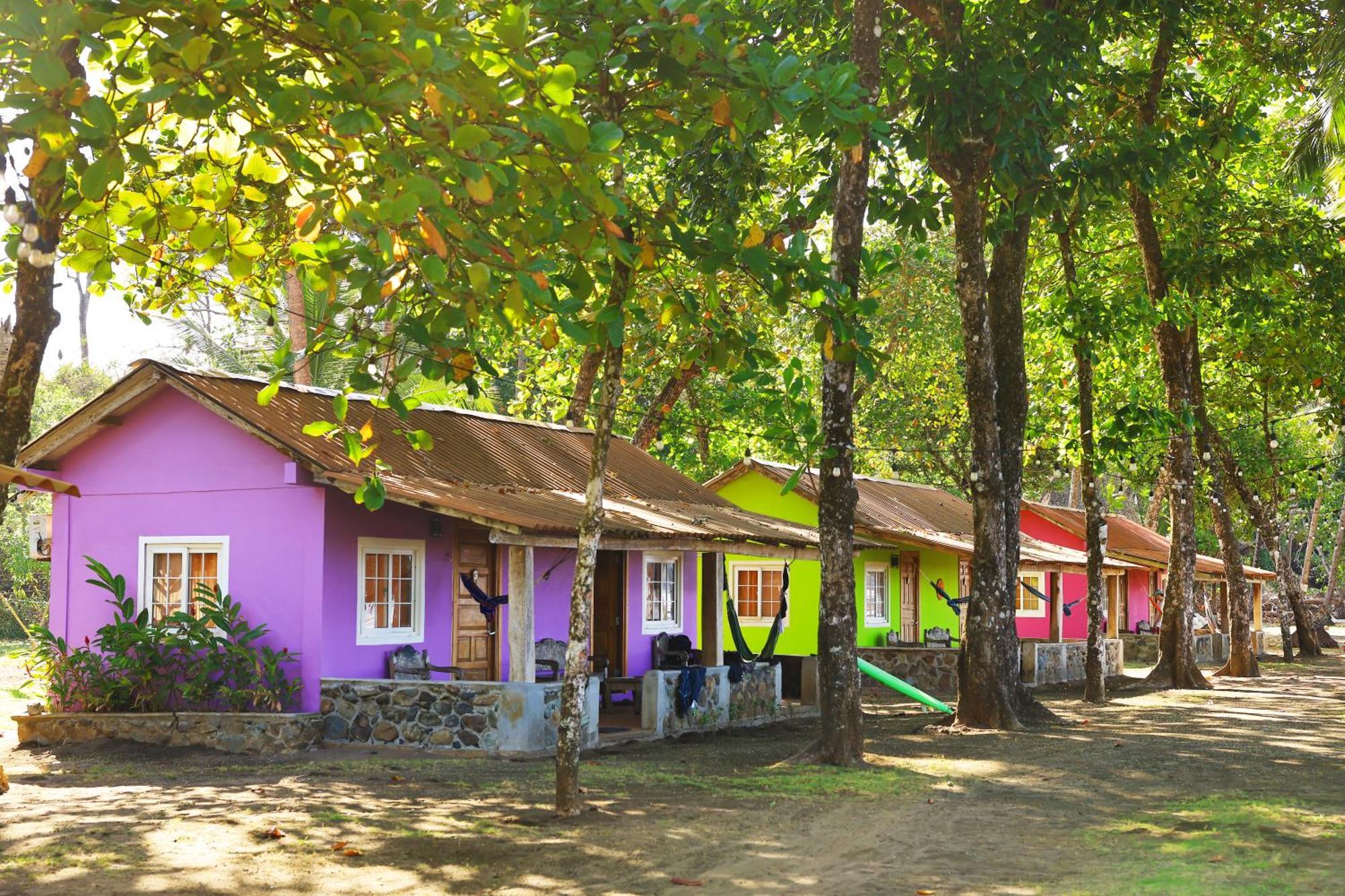 Hotel Oasis & Surf Camp Santa Catalina Kültér fotó