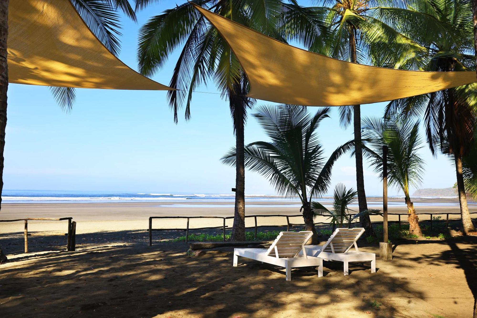 Hotel Oasis & Surf Camp Santa Catalina Kültér fotó